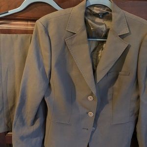 Beautiful Boss  3 piece blazer - skirt - pants